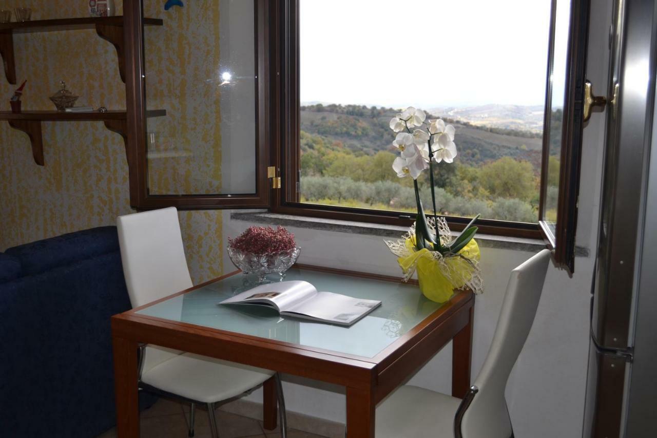 Appartamento Panoramico Pancole Buitenkant foto